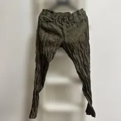 ISSEY MIYAKE メンズ プリーツパンツ カーキのサムネイル