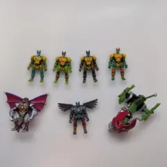 送料込・中古・開封品】トランスフォーマー キングダム3体セット