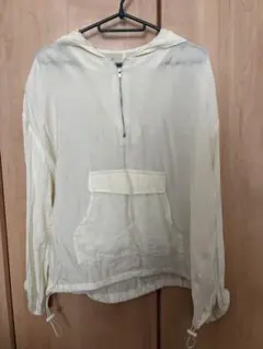 ハーフジップ ホワイト
