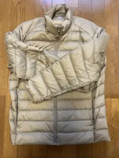 UNIQLO ULTRA LIGHT DOWN L ベージュ