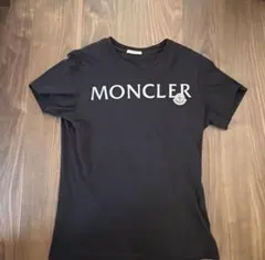 MONCLER ブラック Tシャツ