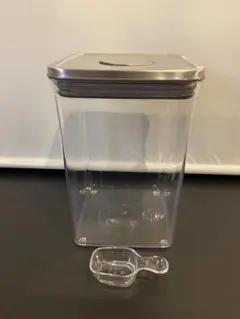 【超美品】OXO オクソー ステンレスポップコンテナ レクタングル 2.6Lのサムネイル