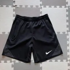 NIKE DRI-FIT ストライク　ブラック Mサイズのサムネイル