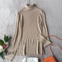美品(M)ユニクロ　毛混　リブニット　セーター　タートルネック　ラメ　ウール
