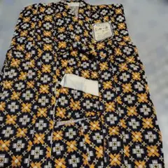 Item thumbnail for item a9939469-6435-4bc7-9bfe-f7f73e144475