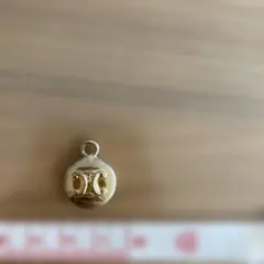 セリーヌ　チャーム　マカダムトリオンフ　両面刻印のサムネイル