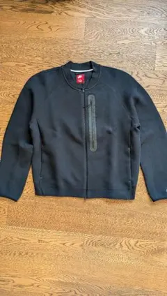 NIKE SPORTSWEAR TECH FLEECE BOMBER JACKE