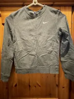 NIKE グレー クルーネック トレーナー S