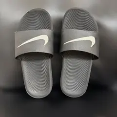 NIKE KAWA SLIDE GS/PS ナイキ カワ スライド GS/PSのサムネイル