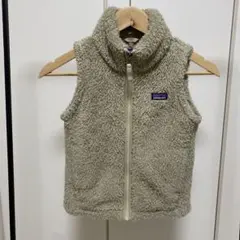 patagonia ベージュ フリースベスト S (7-8歳)