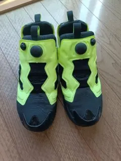 Reebok ポンプフューリーイエロー/ブラック