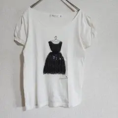 【Couture brooch】（M）スパンコールイラストプリント入りTシャツ