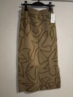 【新品未使用】ラディエイト ロング ニットスカート