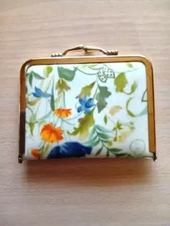 Item thumbnail for item e6875f8d-1c43-4ba2-9ec7-2545830c99e6