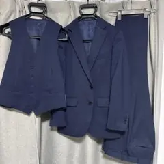 HILTON スリーピーススーツセット、ネイビーシャドーストライプ