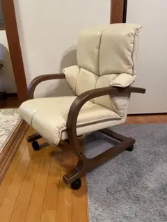 冨士ファニチア（FUJI FURNITURE） アーム付きダイニングチェア