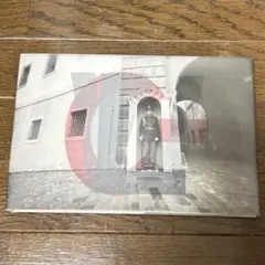 The LOMO LC-Wide: Go Close Or Go Home
