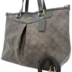 【美品】　コーチ　トートバッグ　2wayシグネチャー　ロゴチャーム　ブラウン