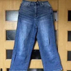 ユニクロライトブルー ストレートデニム ハイウエスト