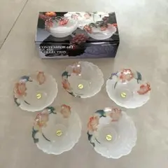 【新品未使用】SOGA 曽我ガラス ガラスボウル 花柄 昭和レトロ 5枚セットのサムネイル