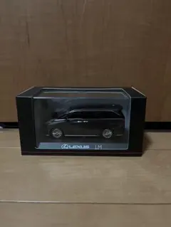 LEXUS LM500h (グラファイトブラックガラスフレーク 4席ブラック)のサムネイル