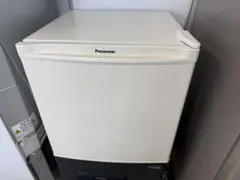 Panasonic 1ドア冷蔵庫 NR-A80D-W 2024年製 - メルカリ