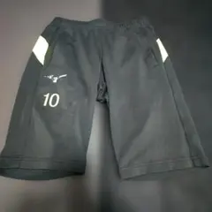 サッカーパンツ　移動着　Lサイズ　10番
