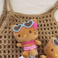 日焼けキティ　ぬいぐるみチャーム　キーホルダー　まめぷちシリーズ　キティ