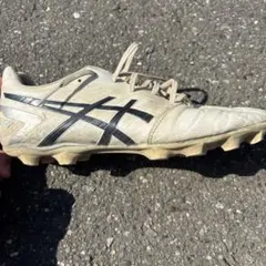 ASICS サッカーシューズ ホワイト/ブラック