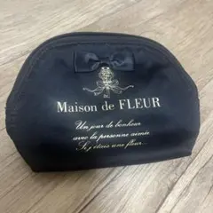 Maison de FLEUR 黒 ブラック ポーチ