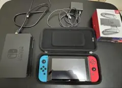 Nintendo Switch 本体 青/赤