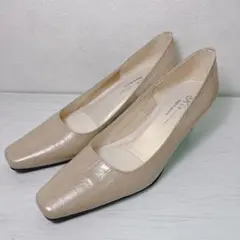 【美品】Riz comfort 23cm パンプス スクエアトゥベージュ