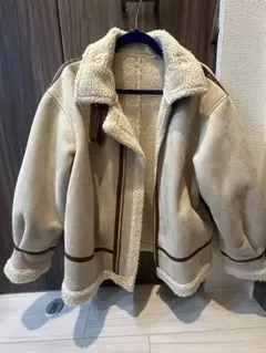 ボア素材 フリースジャケット クリーム色