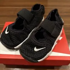 NIKE ベビーシューズ ブラック　12cm