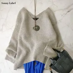 アーバンリサーチサニーレーベル　Vネックウールニット　長袖ニット　ウール100%