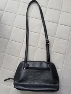 niko and ... ブラックレザーショルダーバッグ