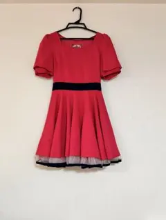 【大幅値下げしました】ハニーバンチ ピンク ワンピース ドレス パーティードレス