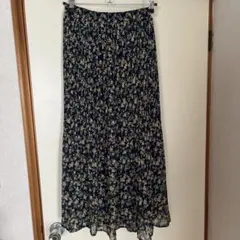 ライトオン　ハニーサックルローズ　ロングスカート　プリーツスカート