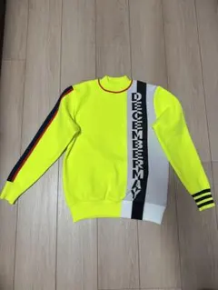 DECEMBER MAY 蛍光イエロー セーター　sサイズ