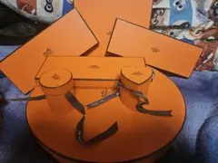 【HERMES】 オレンジBOX（リンディ・ボリード） HERMES】 オレンジBOX（リンディ・ボリード） - メルカリ