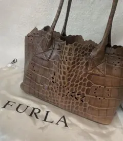 FURLA フルラ　スカラップトート　クロコダイル型押し　A4　カットワーク