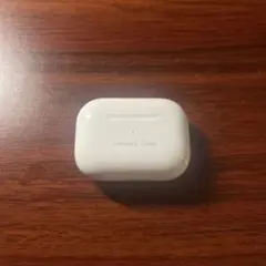 ぽ*ん様 AirPods pro 1 本体と充電ケース 印字あり