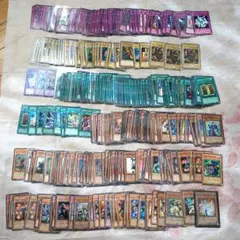 遊戯王　デュエルモンスターズ 　カード　まとめ売り　当時物　レトロ　約360枚