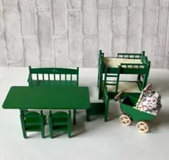 シルバニアファミリー 緑の家具 二段ベッド テーブル ベビーカー