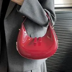 【新品】ハーフムーンショルダーバッグ ワイン