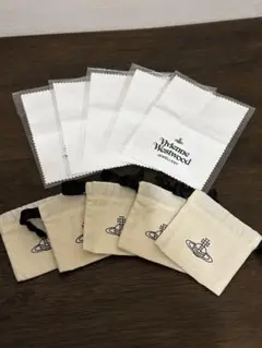 ✨ヴィヴィアンウエストウッド✨巾着袋（小）とクロス まとめ売り