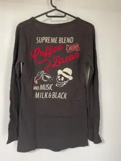 azul by moussy刺繍カットソー　マウジー　アズール