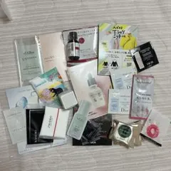 化粧品サンプル　 ダルバ、ジルスチュアート、dior、VDL、ルナソル、カネボウ