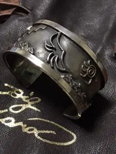 BIGHAND バングル シルバーアクセサリー Yahoo!オークション -「ビッグハンド バングル」(アクセサリー