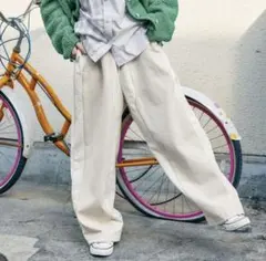 Item thumbnail for item 99d95bdb-2b14-4b52-8acd-58c77e5fa519